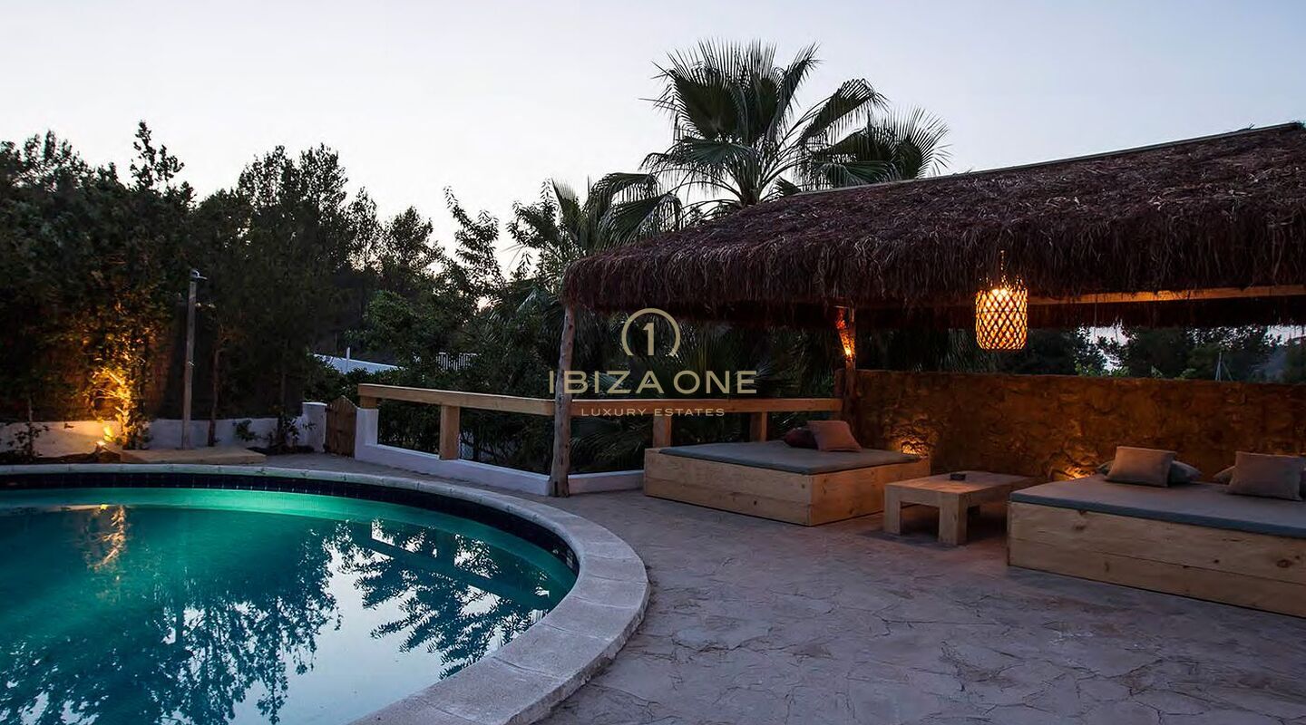 Bellissima proprietà di lusso a pochi minuti dalle spiagge di Cala Moli, Cala Tarida e Cala Comte in vendita, Ibiza - Bellissima proprietà di lusso a pochi minuti dalle spiagge di Cala Moli, Cala Tarida e Cala Comte in affitto, Ibiza