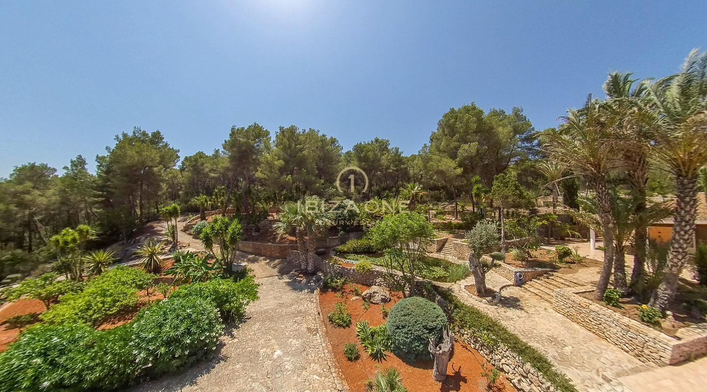 Villa spacieuse dans le nord de l'île à vendre