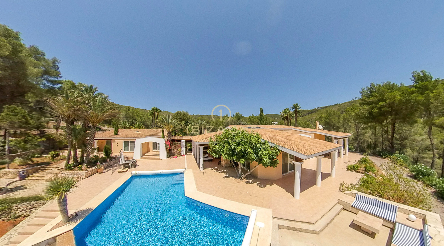 Großzügige Villa im Norden der Insel zum Verkauf