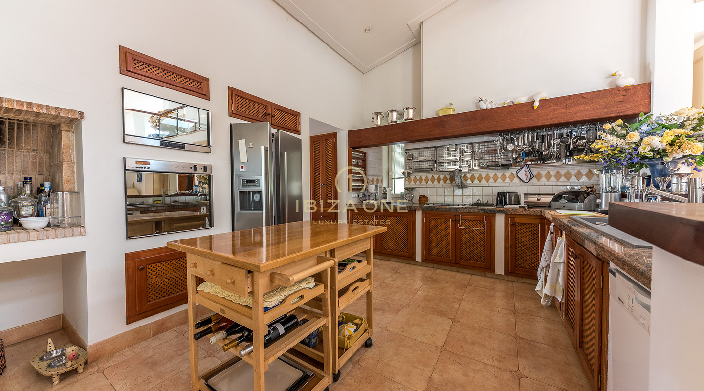 Se vende espaciosa villa en el norte de la isla