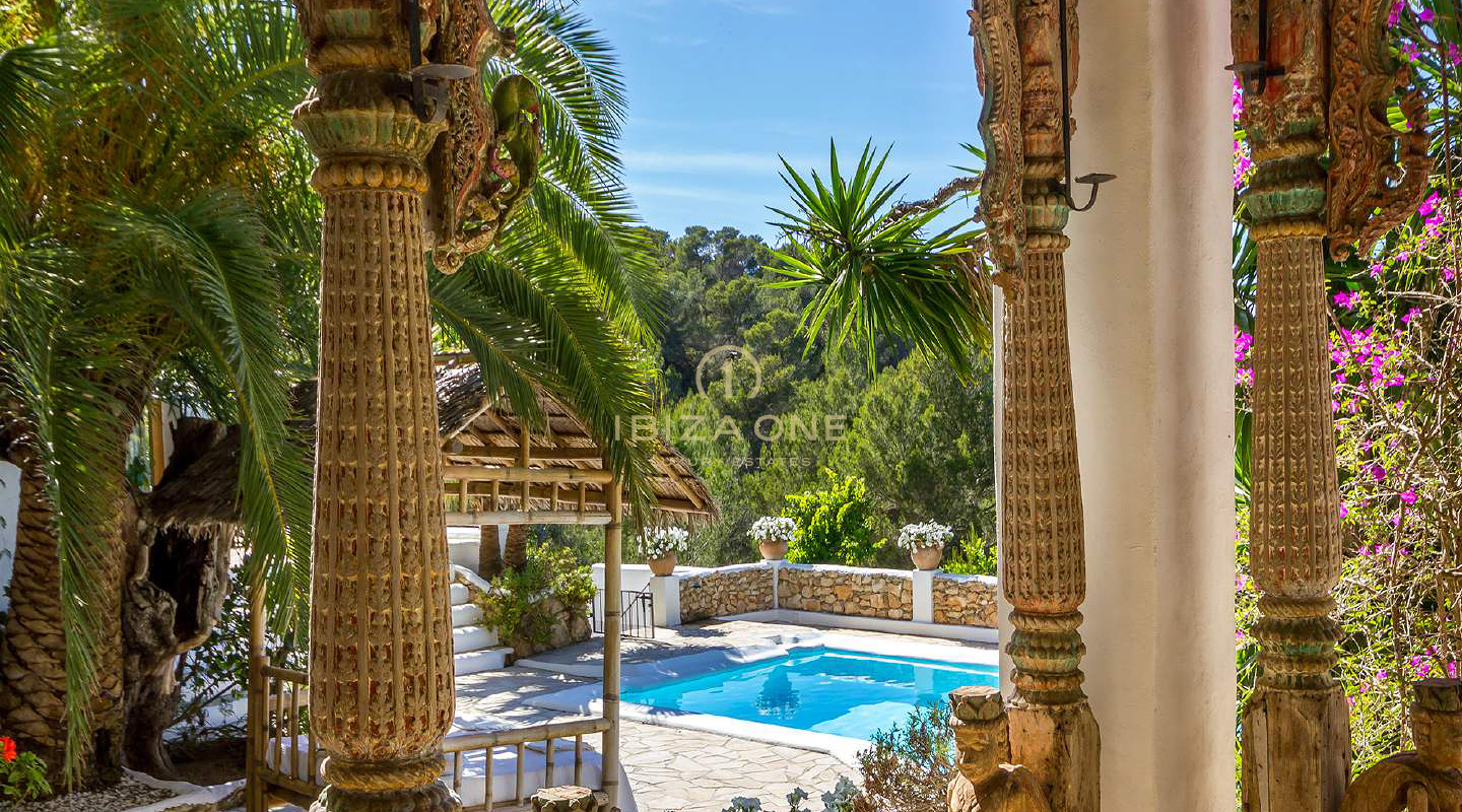 Finca Ibiza di 150 anni con 3 case in vendita