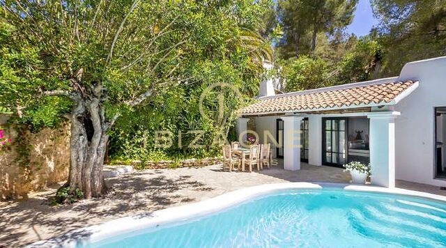 150 year old Ibiza finca with 3 houses for sale