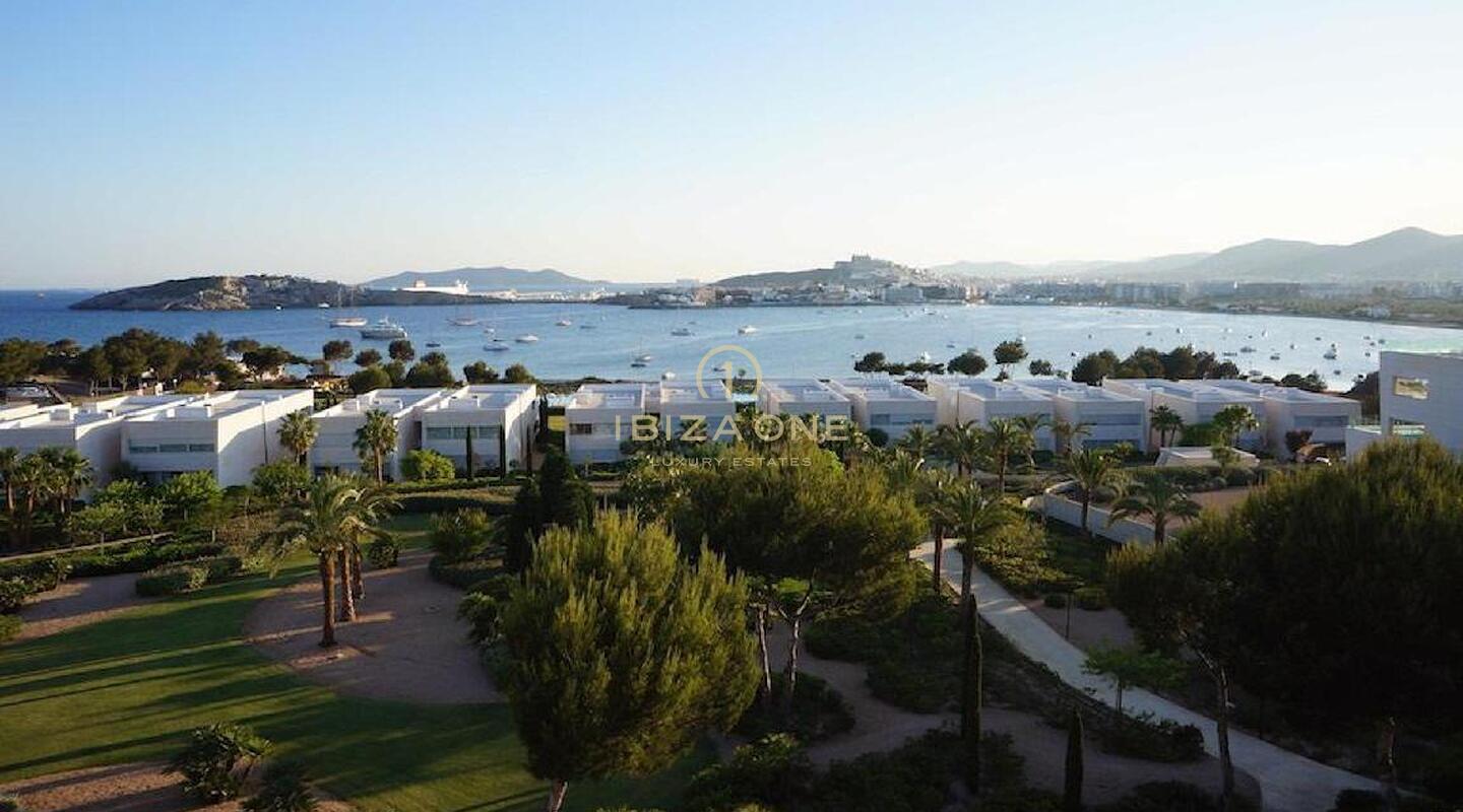 Superb luxury apartment overlooking the sea and Dalt Vila in Es Pouet for sale, Ibiza