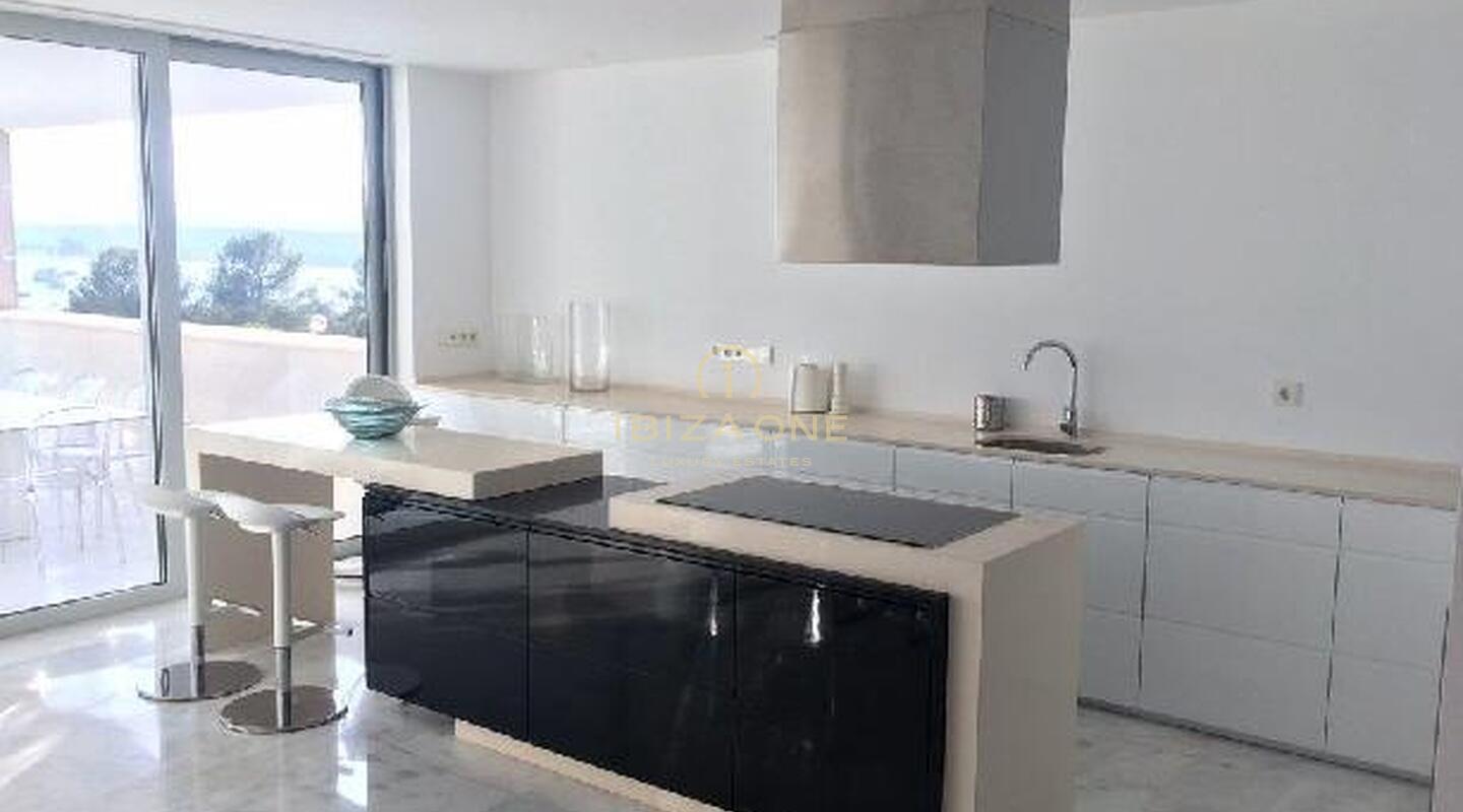 Superbe appartement de luxe avec vue sur la mer et Dalt Vila à Es Pouet à vendre, Ibiza
