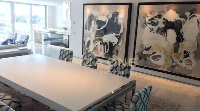 Superbo appartamento di lusso con vista sul mare e Dalt Vila a Es Pouet in vendita, Ibiza