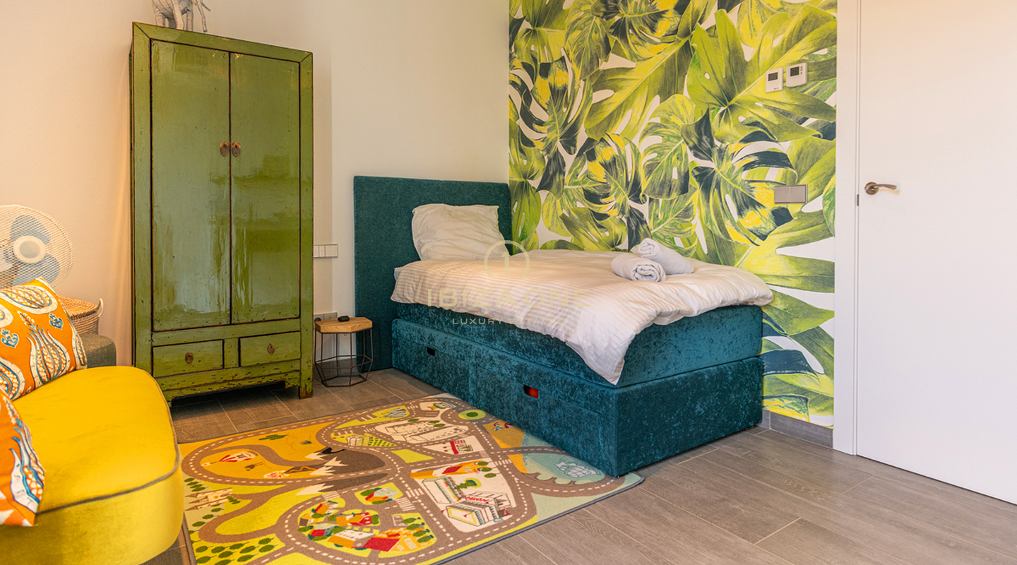 Exclusieve stadsvilla met zwembad te koop