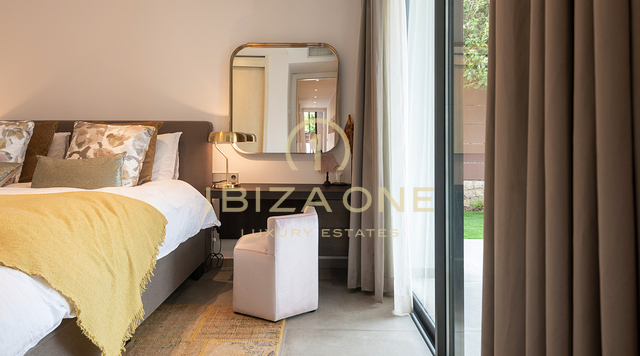 Villa de ville exclusive avec piscine à vendre