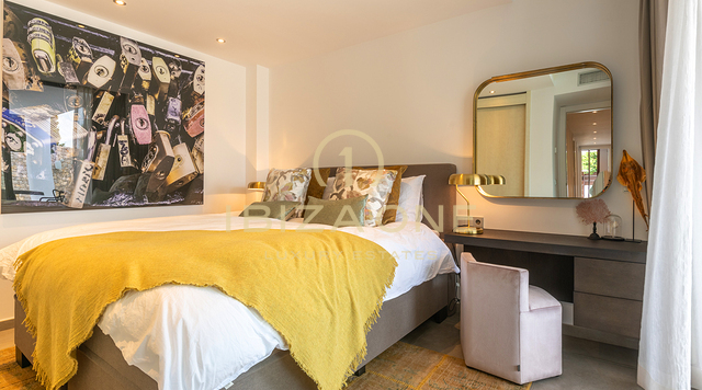 Villa de ville exclusive avec piscine à vendre