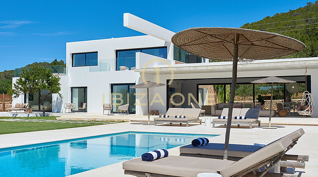 Moderne, luxuriöse, familienfreundliche Villa zu vermieten, Ibiza - Moderne, luxuriöse, familienfreundliche Villa zu verkaufen, Ibiza