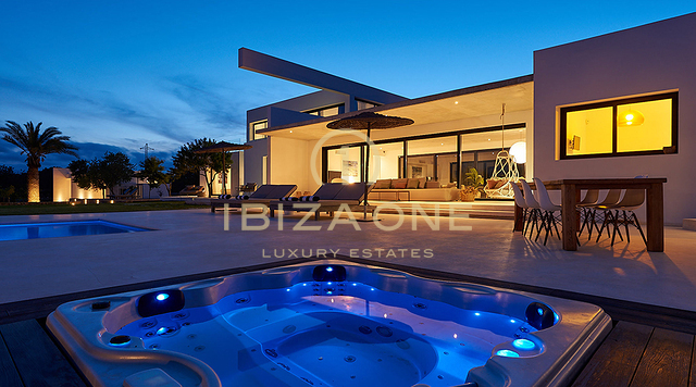 Villa de luxe moderne et familiale à louer, Ibiza - Villa de luxe moderne et familiale à vendre, Ibiza