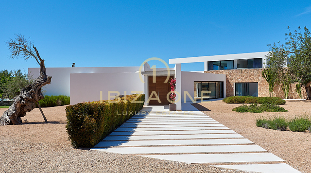 Moderne, luxuriöse, familienfreundliche Villa zu vermieten, Ibiza - Moderne, luxuriöse, familienfreundliche Villa zu verkaufen, Ibiza
