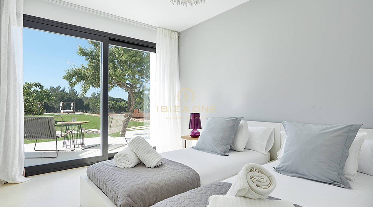 Moderne, luxuriöse, familienfreundliche Villa zu vermieten, Ibiza - Moderne, luxuriöse, familienfreundliche Villa zu verkaufen, Ibiza