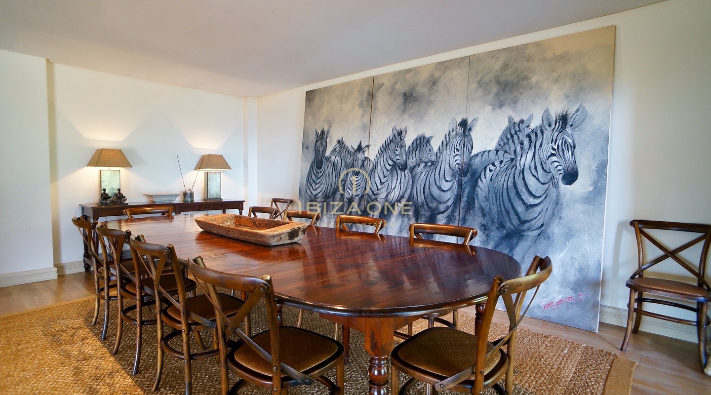 Majestic villa with 360º views of the sea, Dalt Vila and Formentera for sale