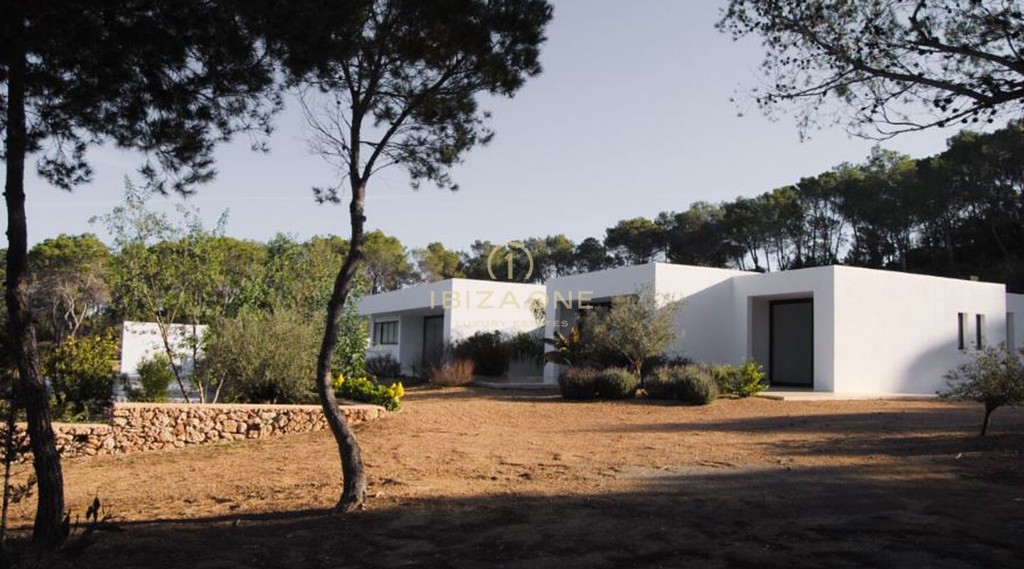 Newly built luxury property for sale