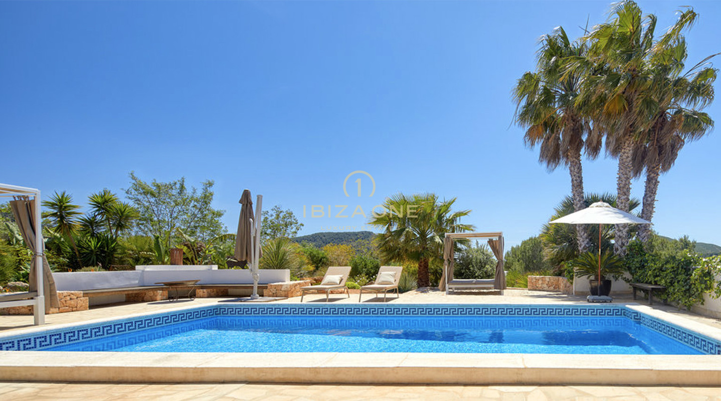 Beautiful villa close to Ibiza's golf course for sale