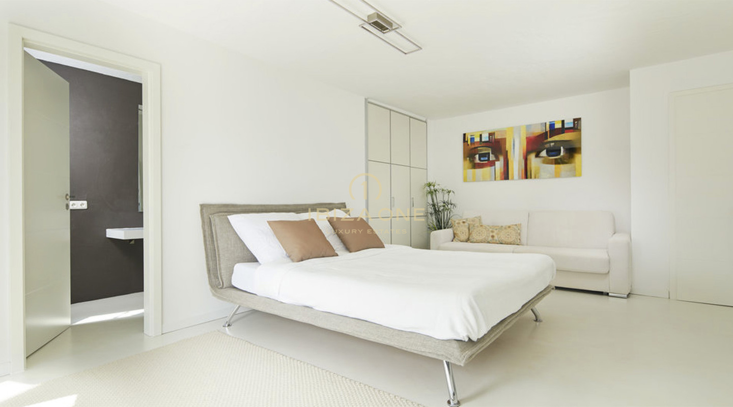 Schöne Villa in der Nähe von Ibiza's Golfplatz zum Verkauf