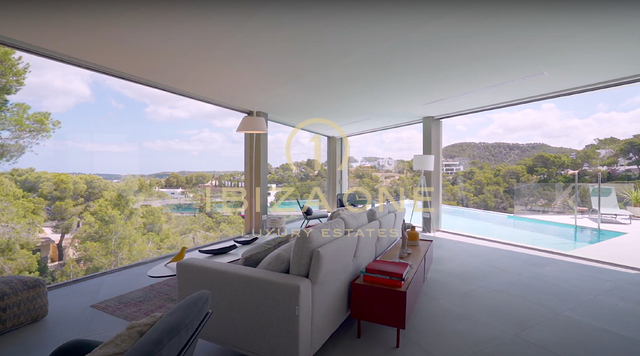 Villa de lujo de nueva construcción moderna con vistas al mar y acceso directo al mar en venta, Ibiza