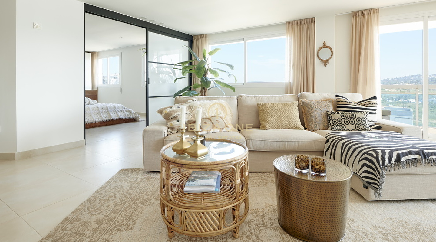 Bel appartement 3 chambres avec vue mer à vendre