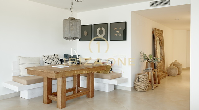 Bel appartement 3 chambres avec vue mer à vendre