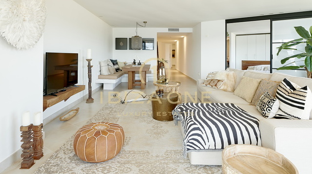 Schöne 3-Zimmer-Wohnung mit Meerblick zu verkaufen