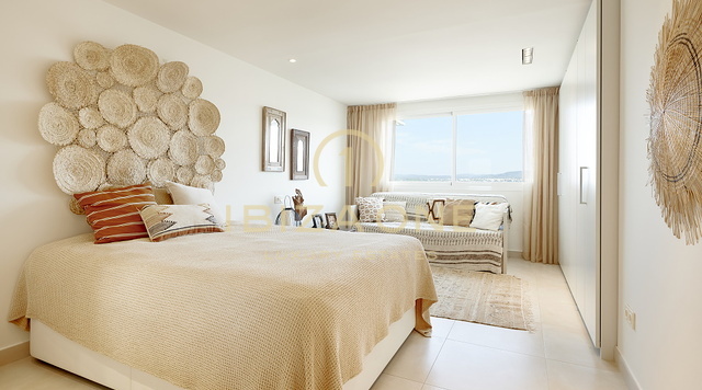 Schöne 3-Zimmer-Wohnung mit Meerblick zu verkaufen