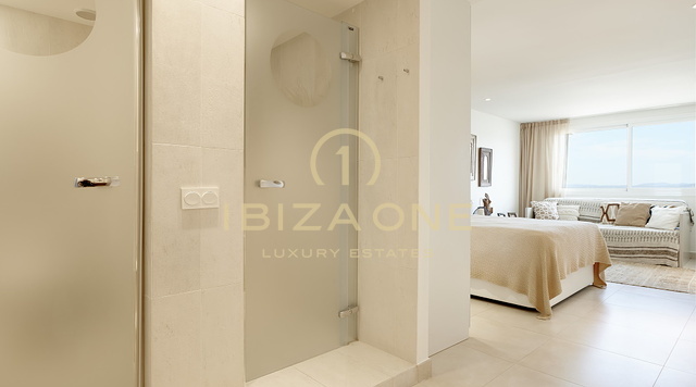 Schöne 3-Zimmer-Wohnung mit Meerblick zu verkaufen