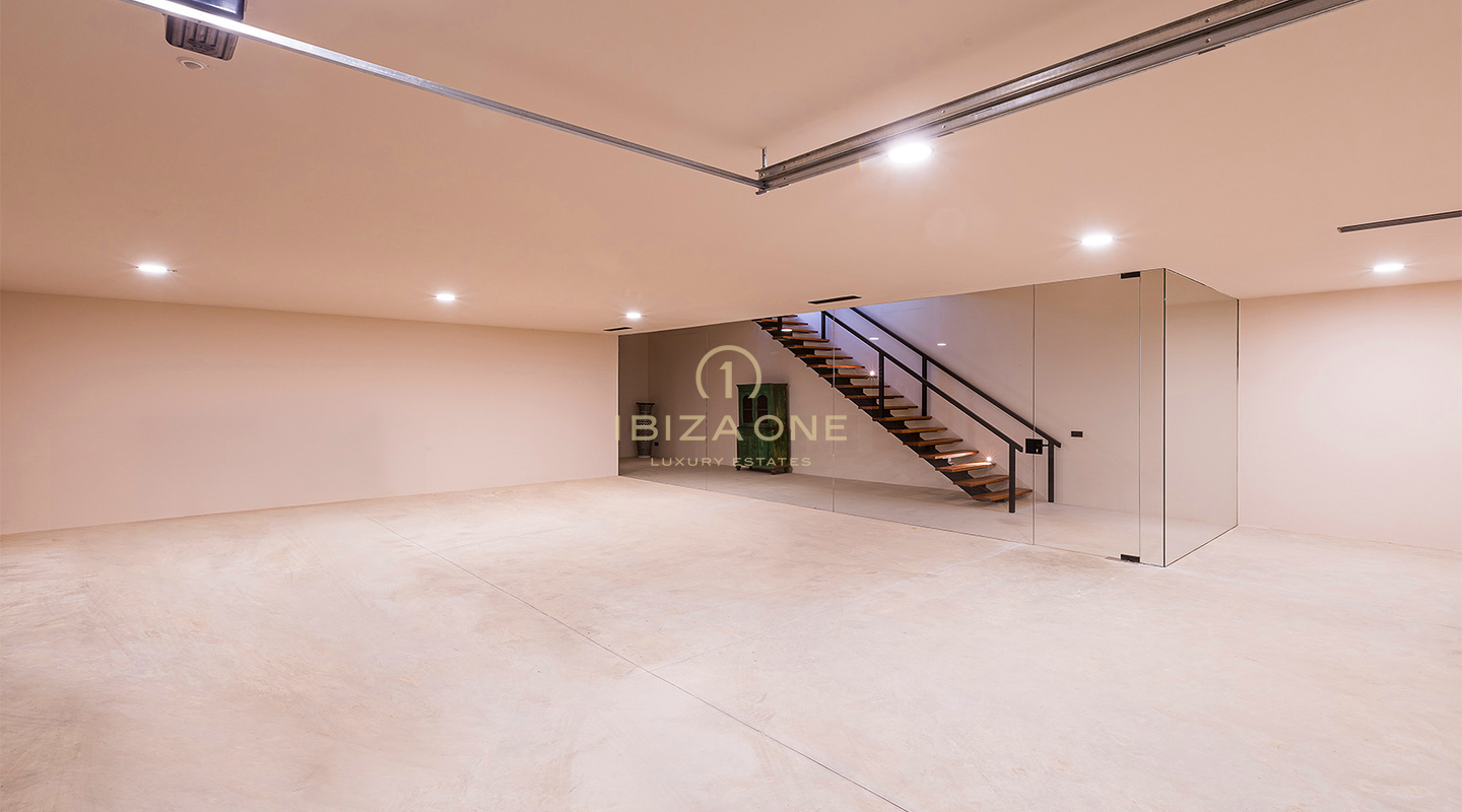 Proprietà di lusso a Ibiza: villa di lusso chiavi in mano con vista mare e domotica completa in vendita a Cas Mut, Ibiza