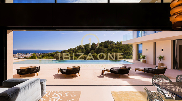 Propriété d'exception à Ibiza : Villa de luxe clé en main avec vue sur mer et équipements domotiques à Cas Mut, Ibiza. À vendre.