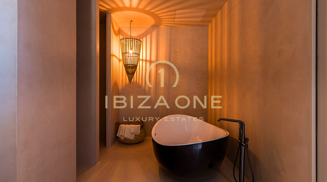 Propriété d'exception à Ibiza : Villa de luxe clé en main avec vue sur mer et équipements domotiques à Cas Mut, Ibiza. À vendre.