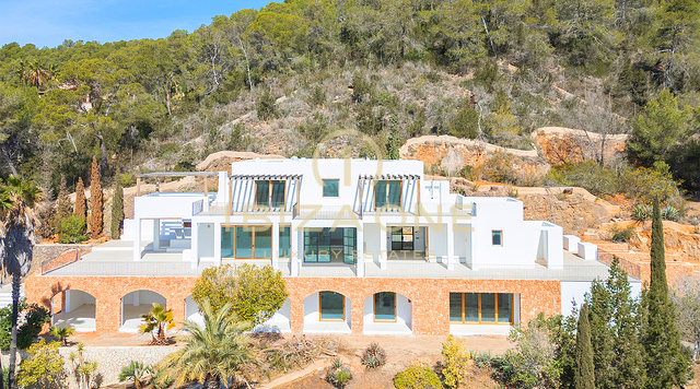 Originales Luxusanwesen Blakstad Design zu verkaufen mit fantastischem Meer- und Landschaftsblick, Ibiza