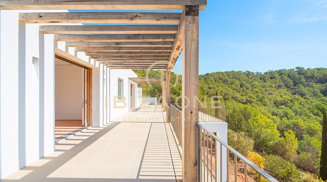 Proprietà di lusso originale Blakstad Design in vendita con fantastica vista sul mare e sul paesaggio, Ibiza