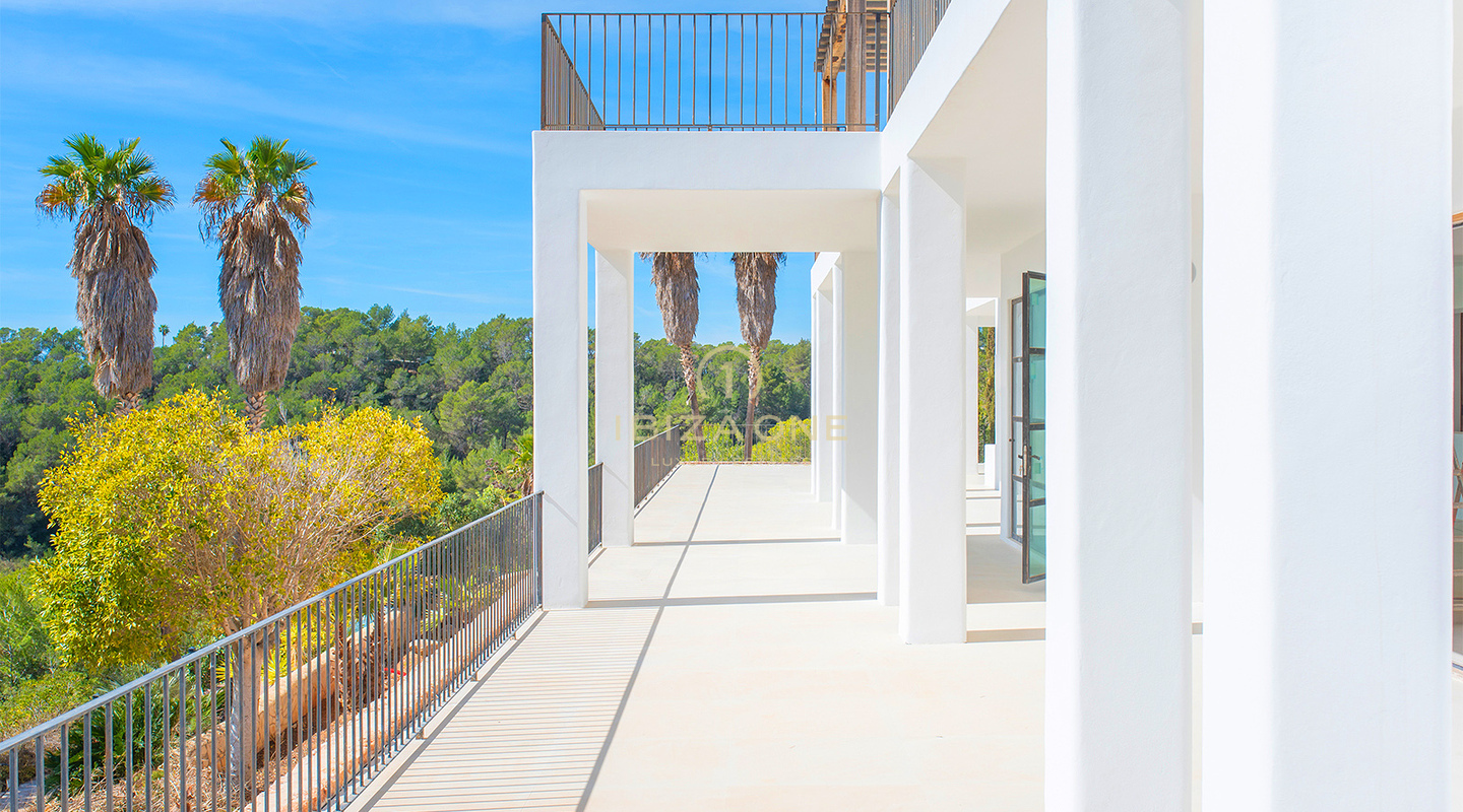 Originales Luxusanwesen Blakstad Design zu verkaufen mit fantastischem Meer- und Landschaftsblick, Ibiza