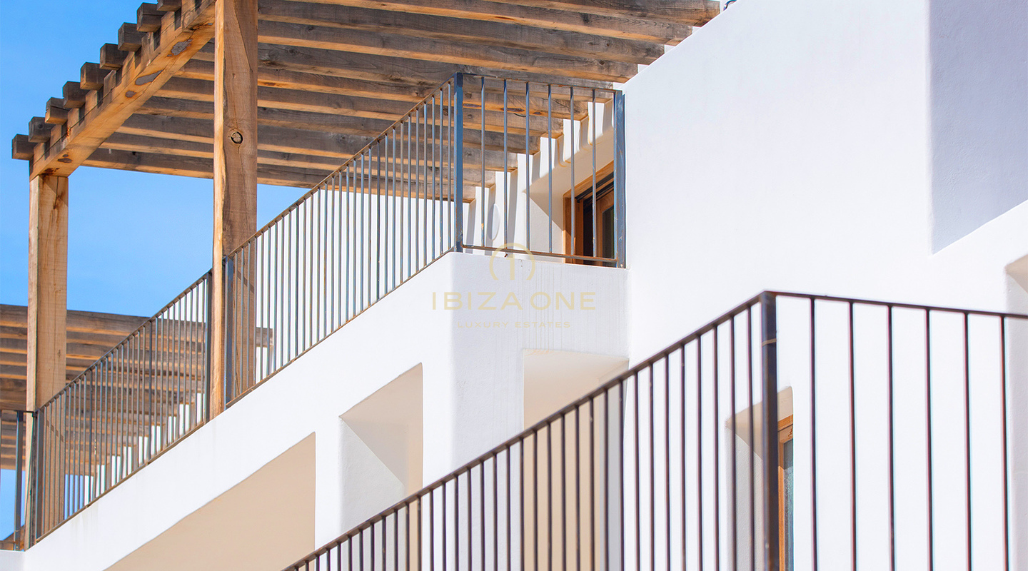 Originales Luxusanwesen Blakstad Design zu verkaufen mit fantastischem Meer- und Landschaftsblick, Ibiza