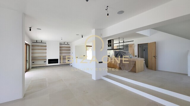 Propriété de luxe originale de Blakstad Design à vendre avec une vue fantastique sur la mer et le paysage, Ibiza