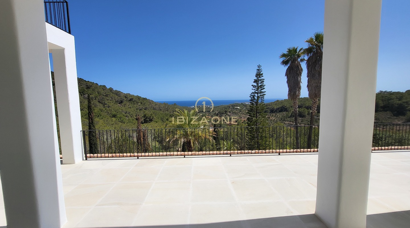 Propriété de luxe originale de Blakstad Design à vendre avec une vue fantastique sur la mer et le paysage, Ibiza