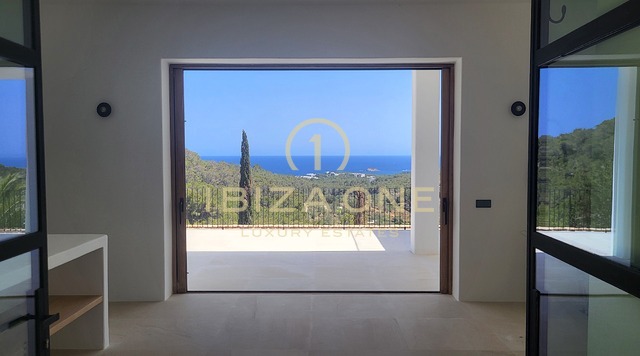 Proprietà di lusso originale Blakstad Design in vendita con fantastica vista sul mare e sul paesaggio, Ibiza
