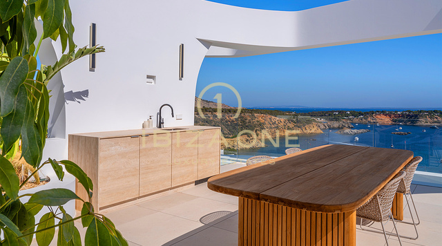 Extraordinary luxury property with sea views in an exclusive urbanization for sale, Ibiza