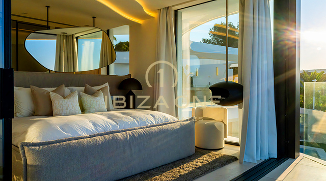 Propriété de luxe extraordinaire avec vue sur la mer dans une urbanisation exclusive à vendre, Ibiza