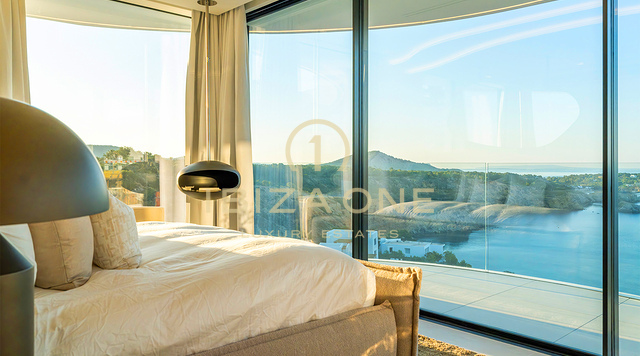 Außergewöhnliche Luxusimmobilie mit Meerblick in einer exklusiven Urbanisation zu verkaufen, Ibiza