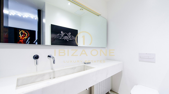 Luxurious Es Pouet apartment with sea views and Dalt Vila views for sale, Ibiza