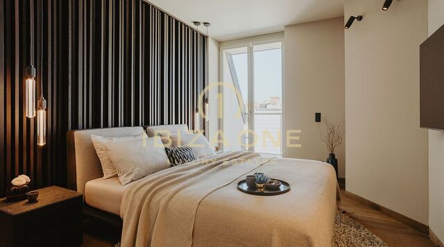 Ático de lujo totalmente equipado con apartamento de invitados contiguo y una impresionante terraza en la azotea con vistas a la iglesia del Gólgota y la torre de televisión en Berlín en venta, Alemania