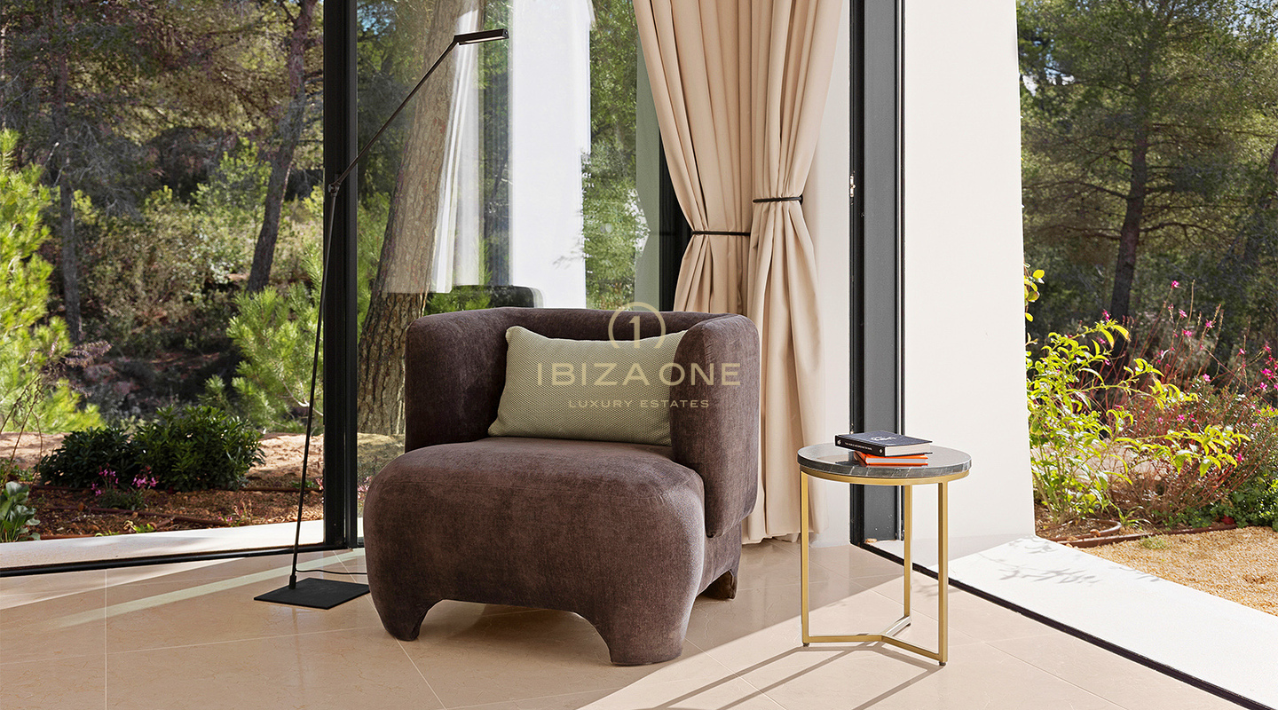 Großzügige Neubau-Luxusvilla im Blakstad-Design mit Blick auf das Meer und die Altstadt von Dalt Vila zu verkaufen, Ibiza