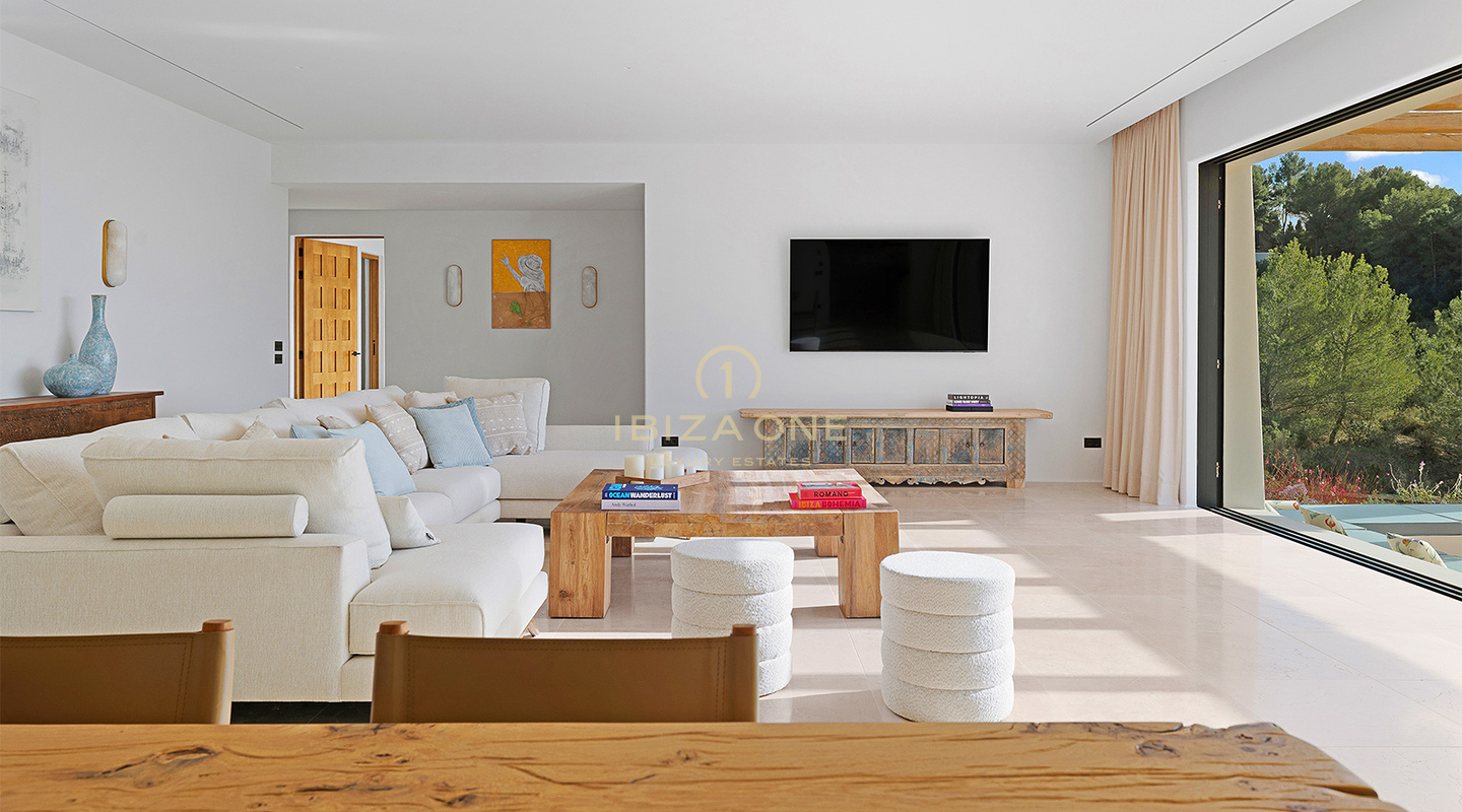 Großzügige Neubau-Luxusvilla im Blakstad-Design mit Blick auf das Meer und die Altstadt von Dalt Vila zu verkaufen, Ibiza