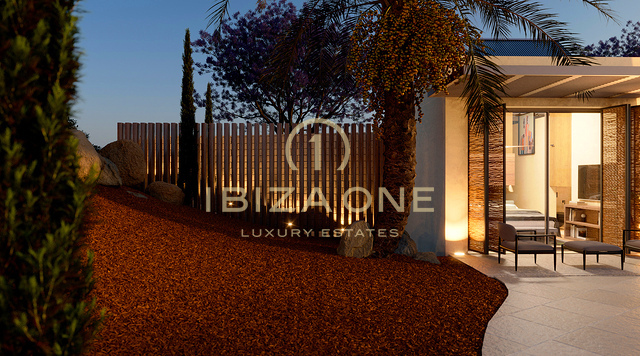 Licenza per una villa di lusso su uno dei punti più alti vicino a Ibiza con terreno fantastico, vista sul mare e vista sul centro storico di Ibiza - la struttura è già in posizione - piscina di 20 m in vendita, Ibiza