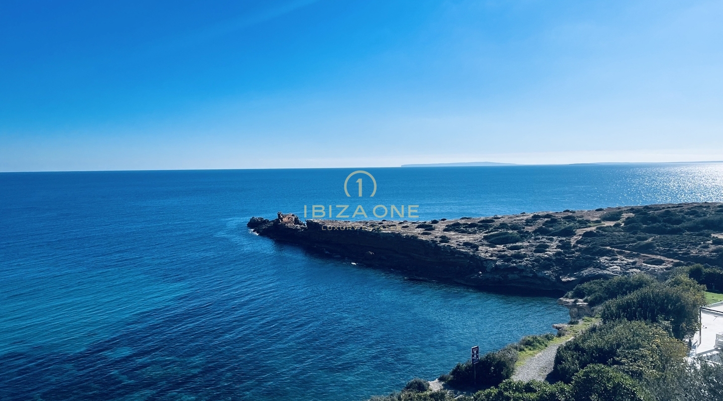 Het eerste luxe project aan zee met 3 moderne villa's en 3 zwembaden te koop, Ibiza - Cap Martinet - Het eerste luxe project aan zee met 3 moderne villa's en 3 zwembaden te huur, Ibiza - Cap Martinet