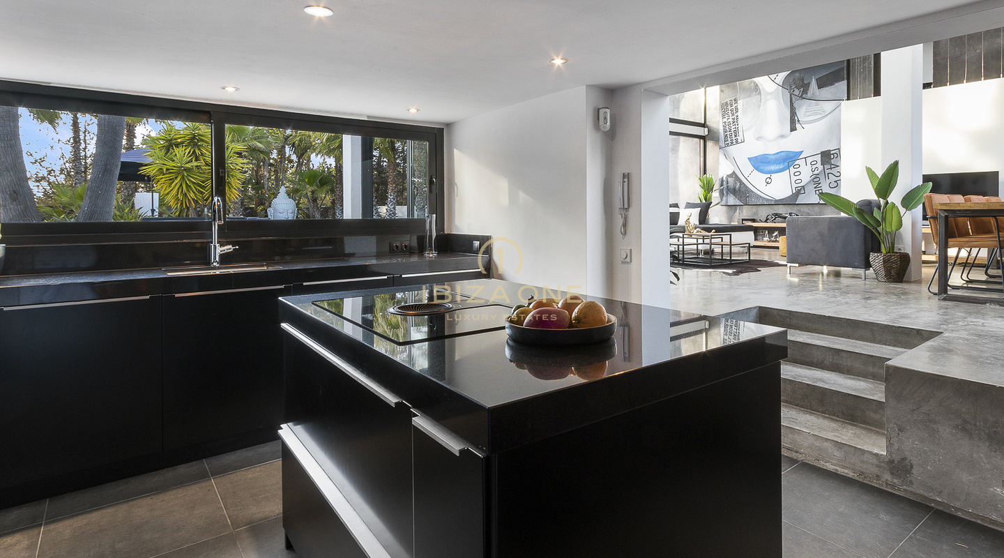 Villa de luxe moderne entourée d'un jardin tropical à vendre, Ibiza - Villa de luxe moderne entourée d'un jardin tropical à louer, Ibiza
