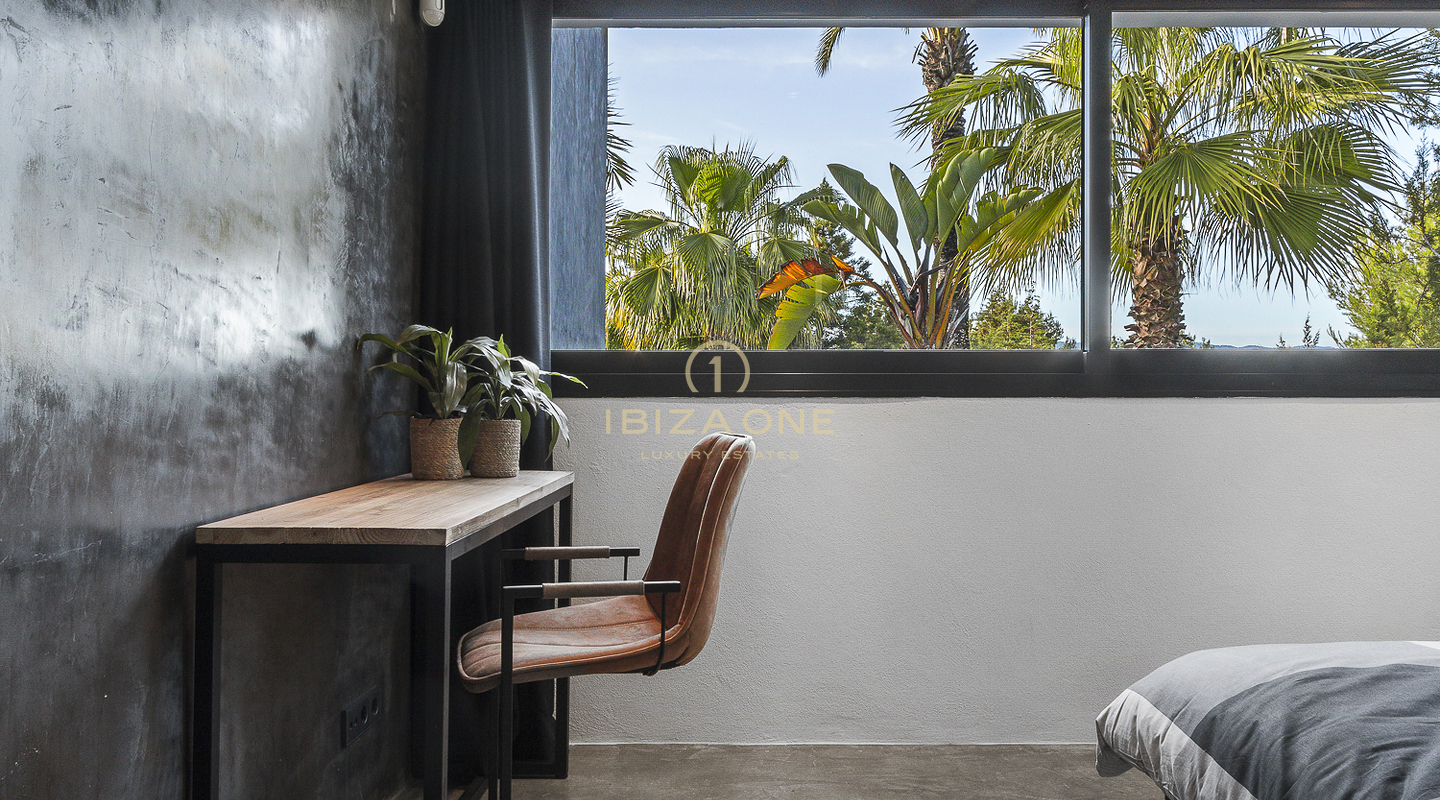 Moderne luxe villa omgeven door een tropische tuin te koop, Ibiza - Moderne luxe villa omgeven door een tropische tuin te huur, Ibiza