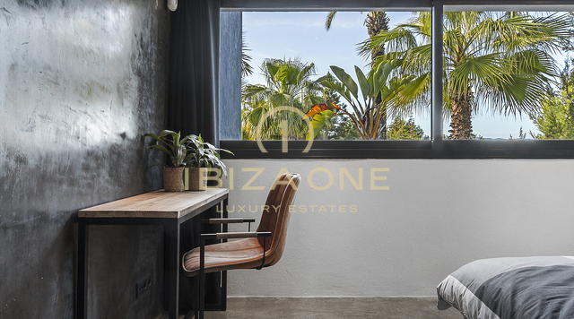 Moderne luxe villa omgeven door een tropische tuin te koop, Ibiza - Moderne luxe villa omgeven door een tropische tuin te huur, Ibiza