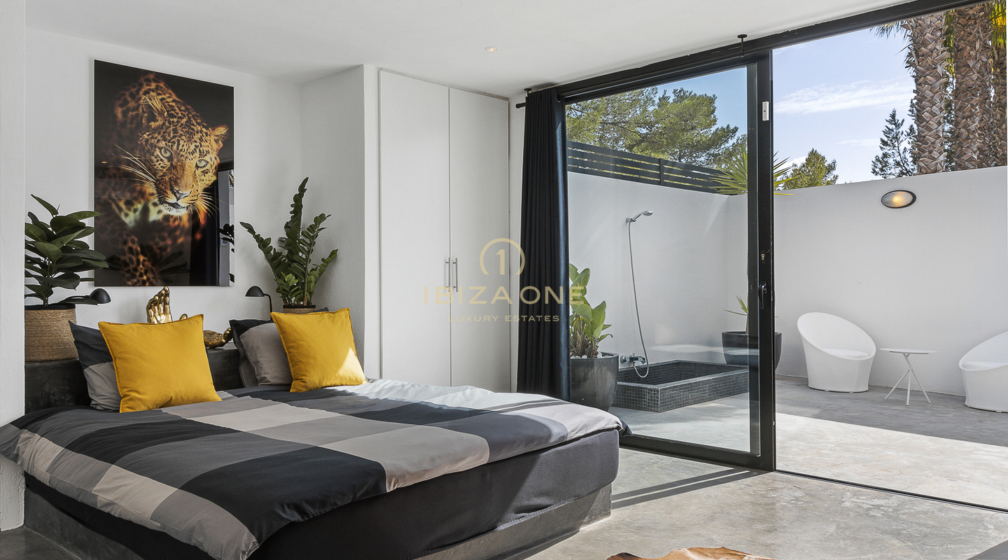 Moderna villa di lusso circondata da un giardino tropicale in vendita, Ibiza - Moderna villa di lusso circondata da un giardino tropicale in affitto, Ibiza