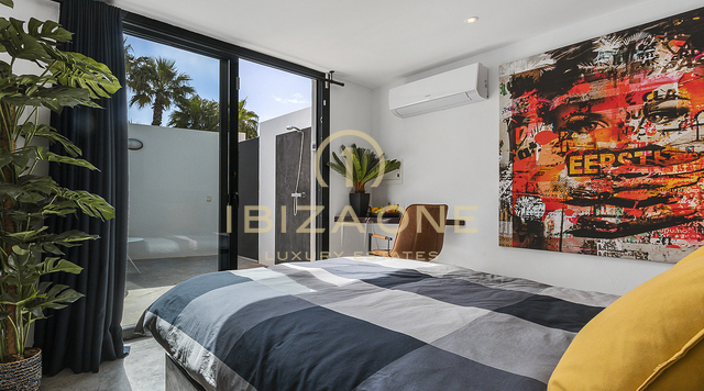 Moderne luxe villa omgeven door een tropische tuin te koop, Ibiza - Moderne luxe villa omgeven door een tropische tuin te huur, Ibiza